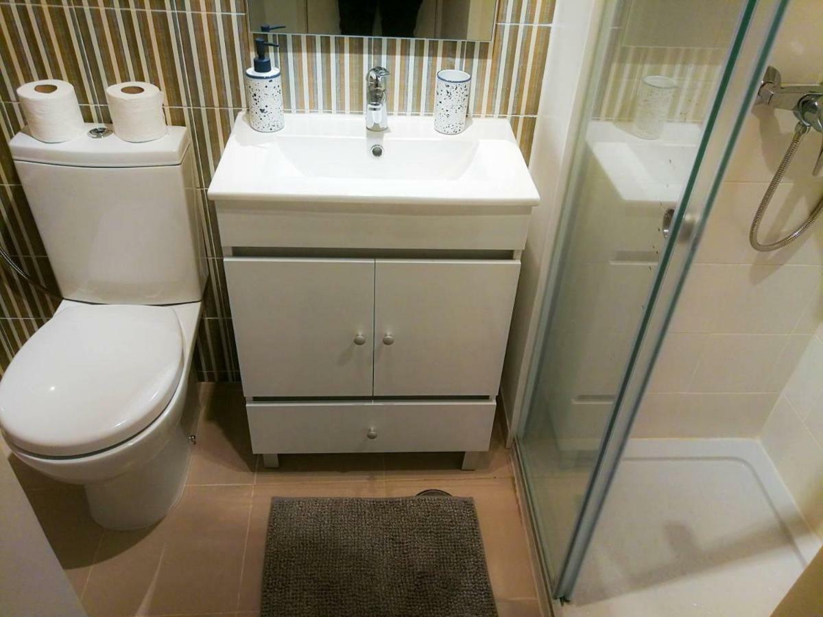 Gorgeous Bairro Alto Apartment ลิสบอน ภายนอก รูปภาพ