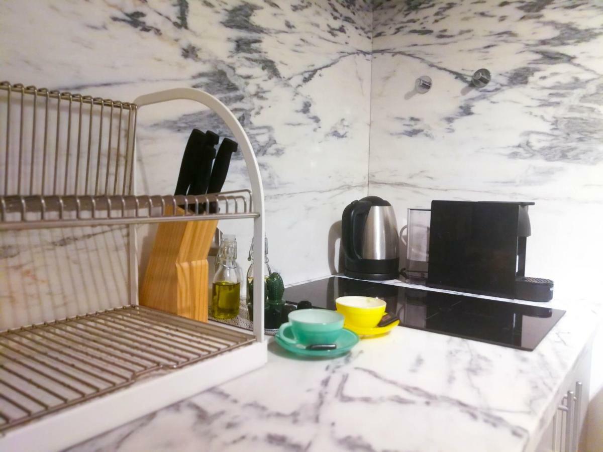 Gorgeous Bairro Alto Apartment ลิสบอน ภายนอก รูปภาพ